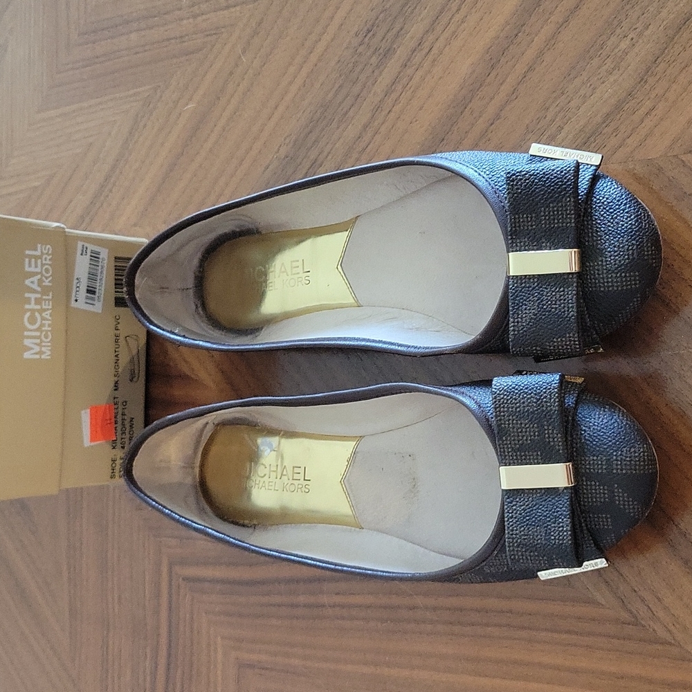 Michael kors flats
